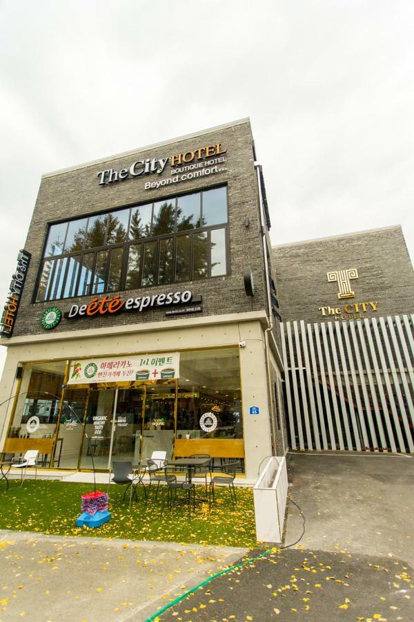 The City Hotel Jeonju Esterno foto